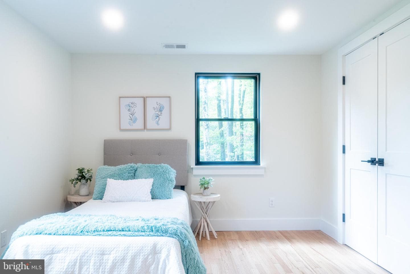 933 Forrest Road photo 39