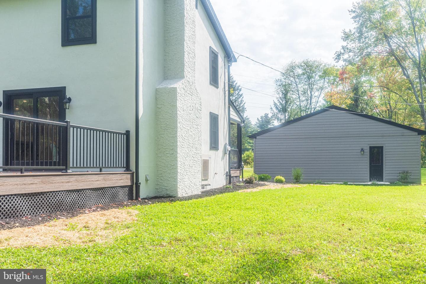 933 Forrest Road photo 51