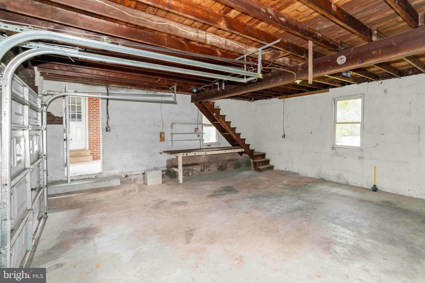 170 W Main Street photo 39