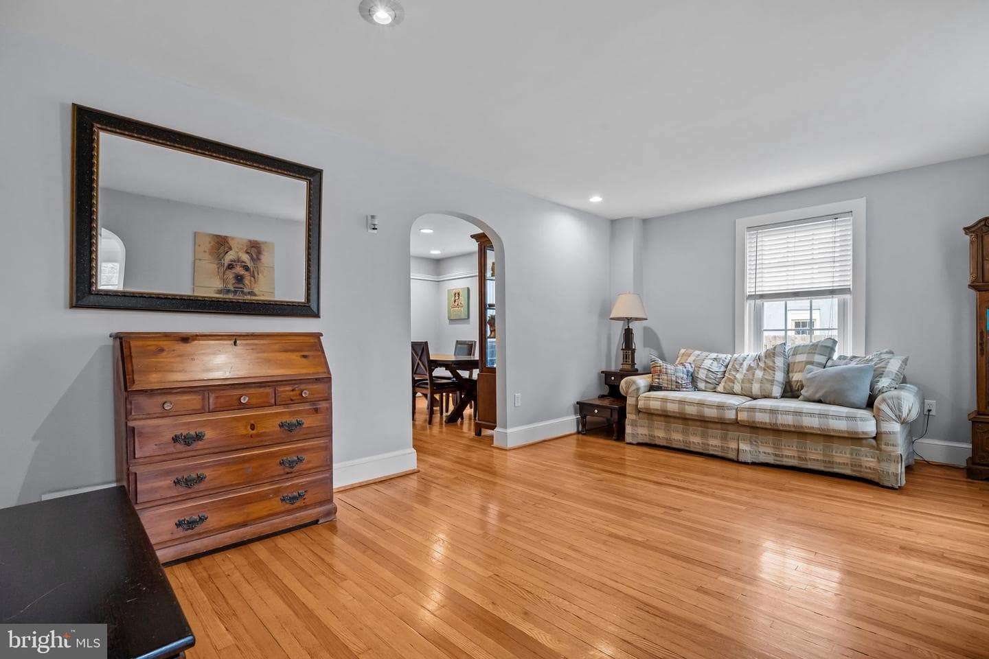 532 E Penn Street photo 6