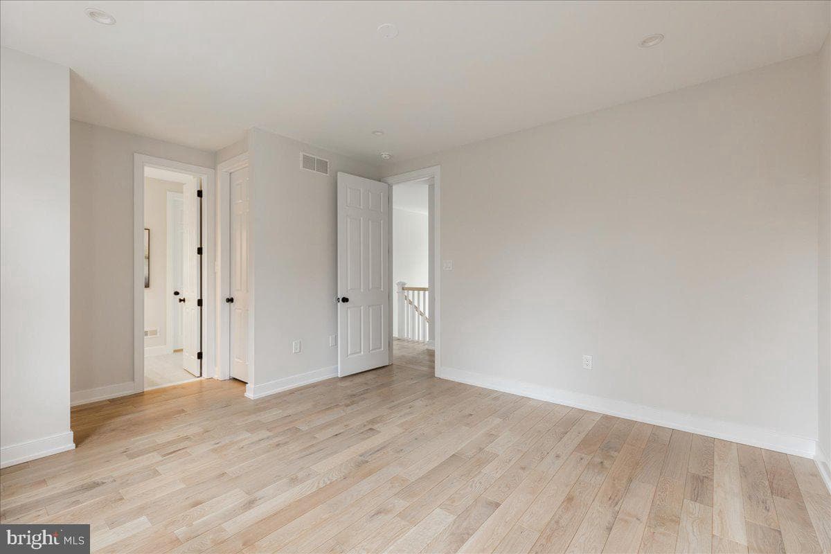 5110 Harmony Court W photo 54