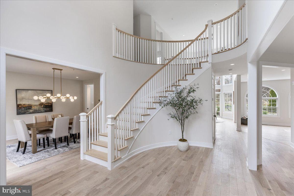 5110 Harmony Court W photo 7