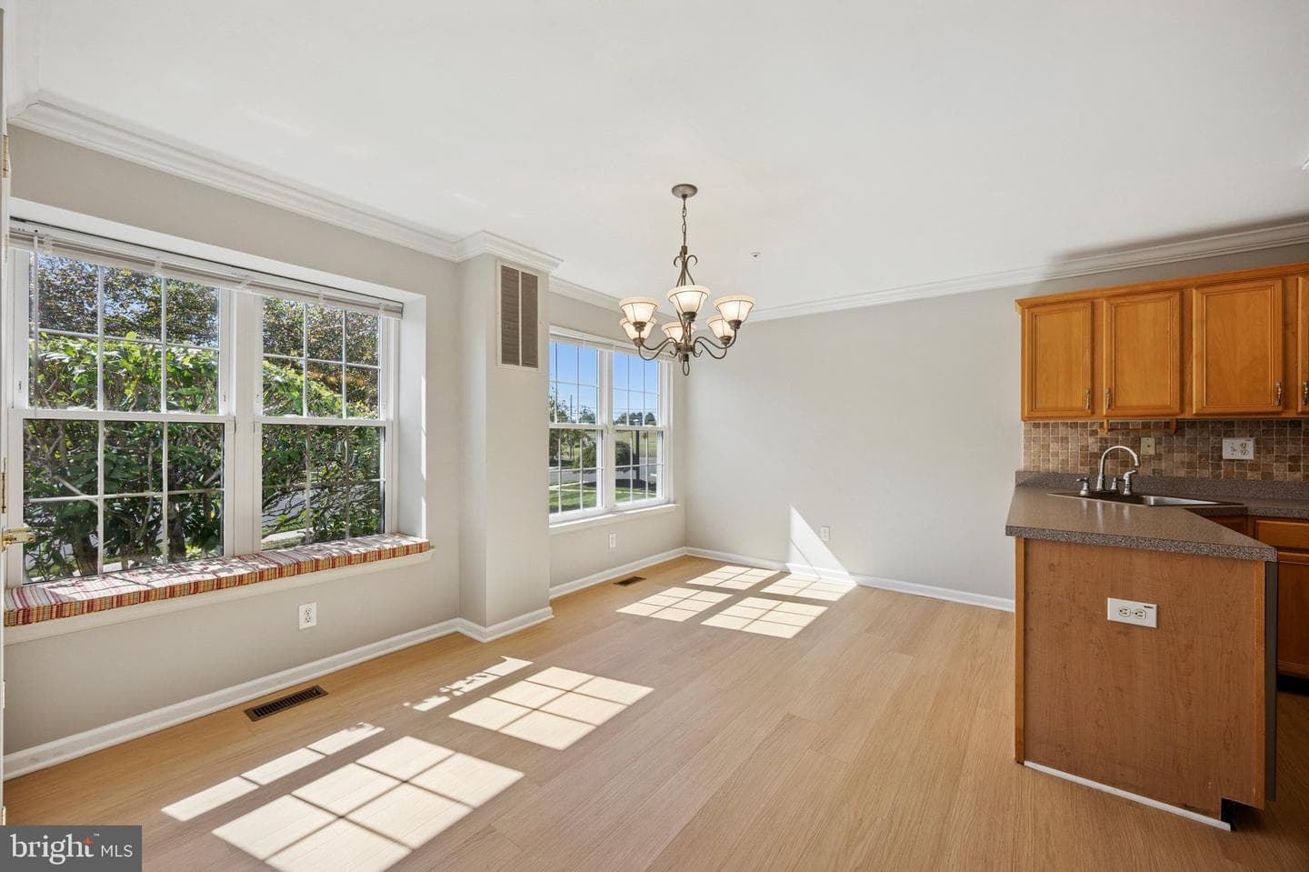 108 Eagle Court #105 photo 7