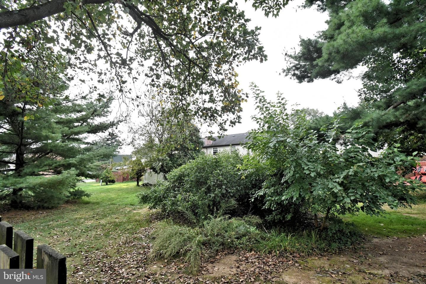 6 Constitution Avenue photo 32