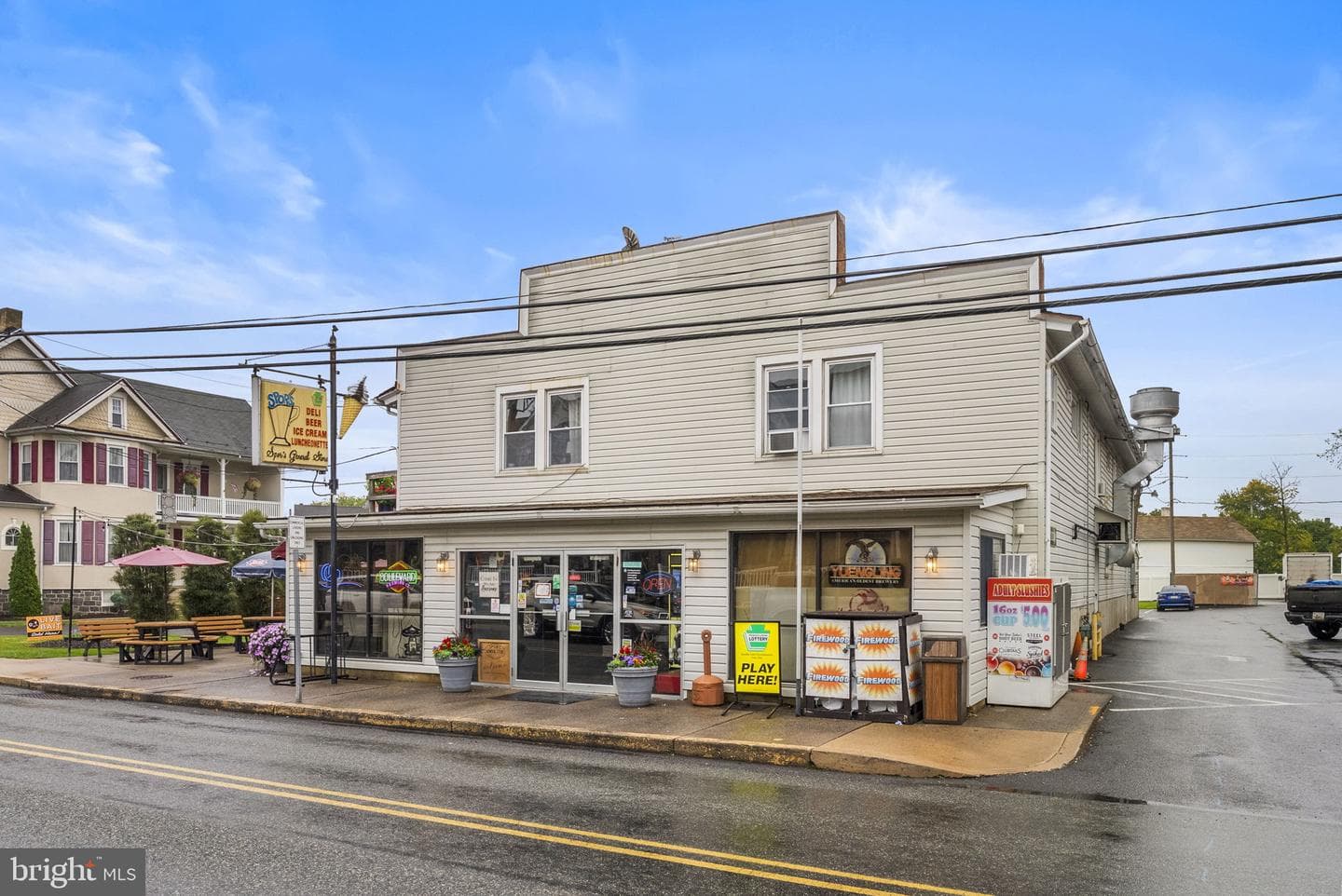 25 W Broad Street photo 39