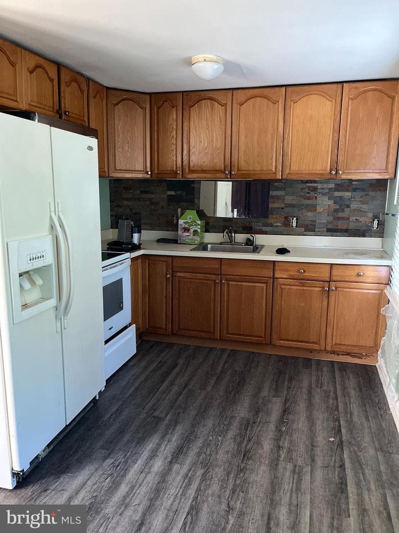 2205 Liberator Street photo 6