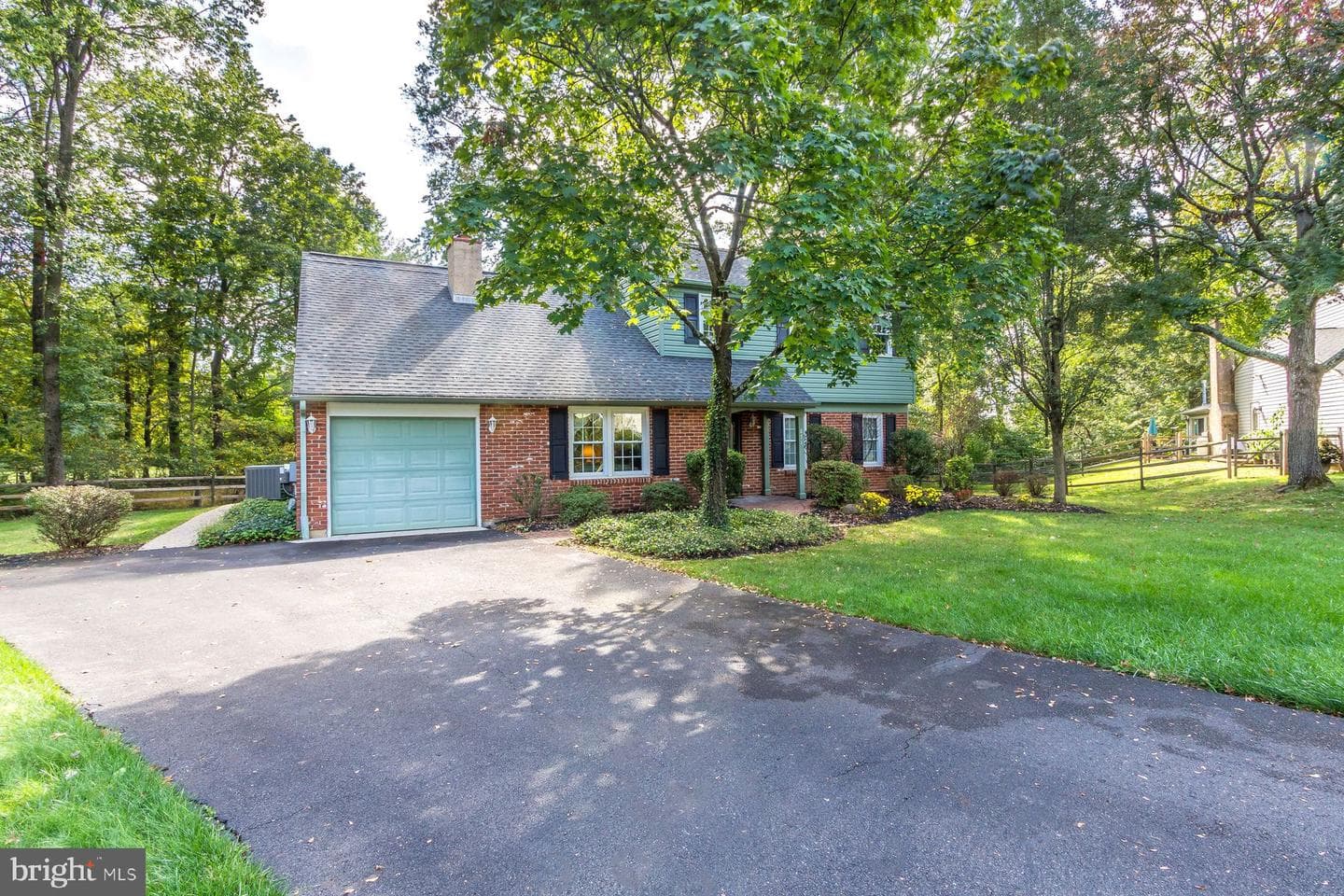 871 Coolidge Court photo 4