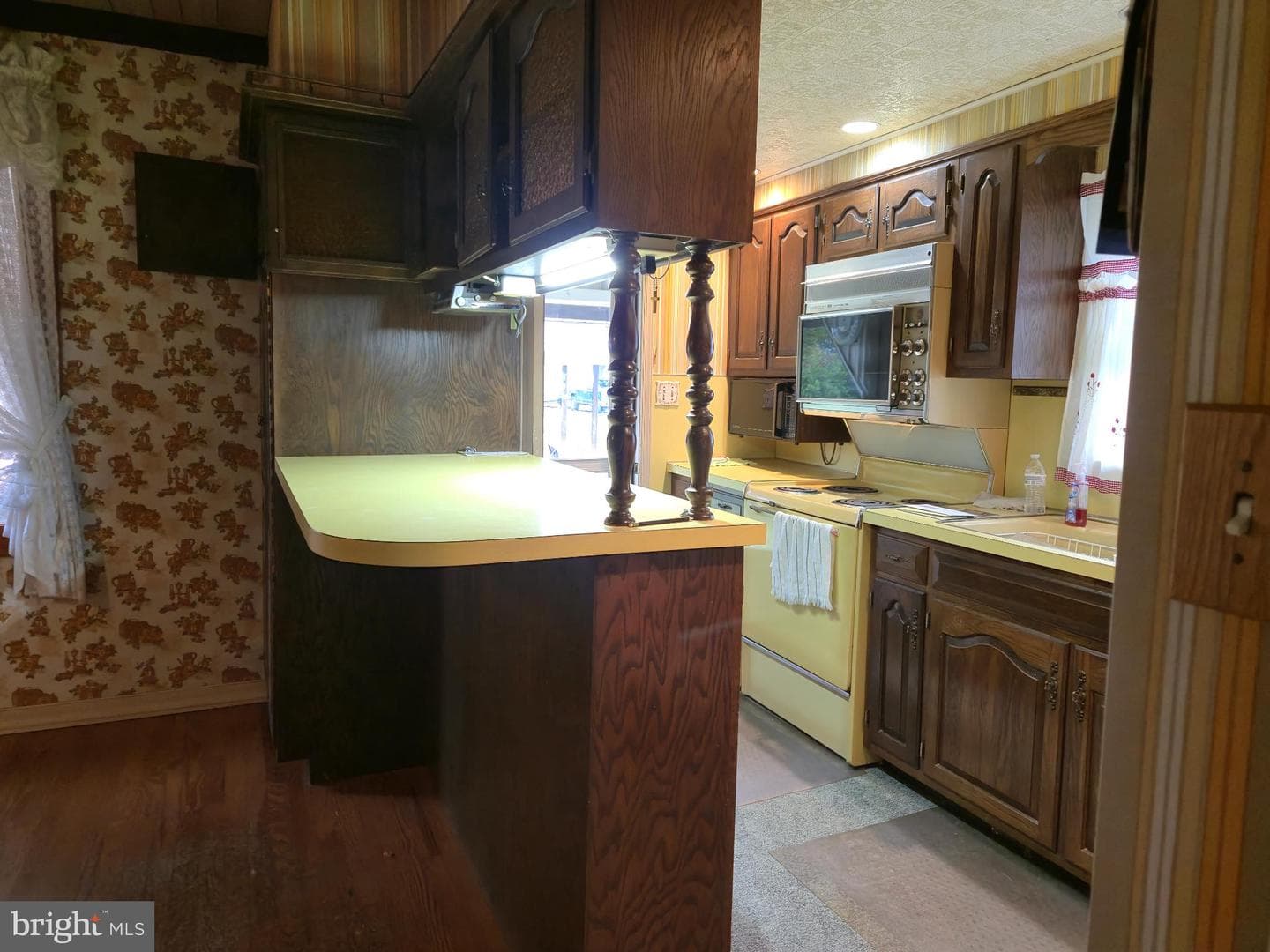 31 N Ambler Street photo 20