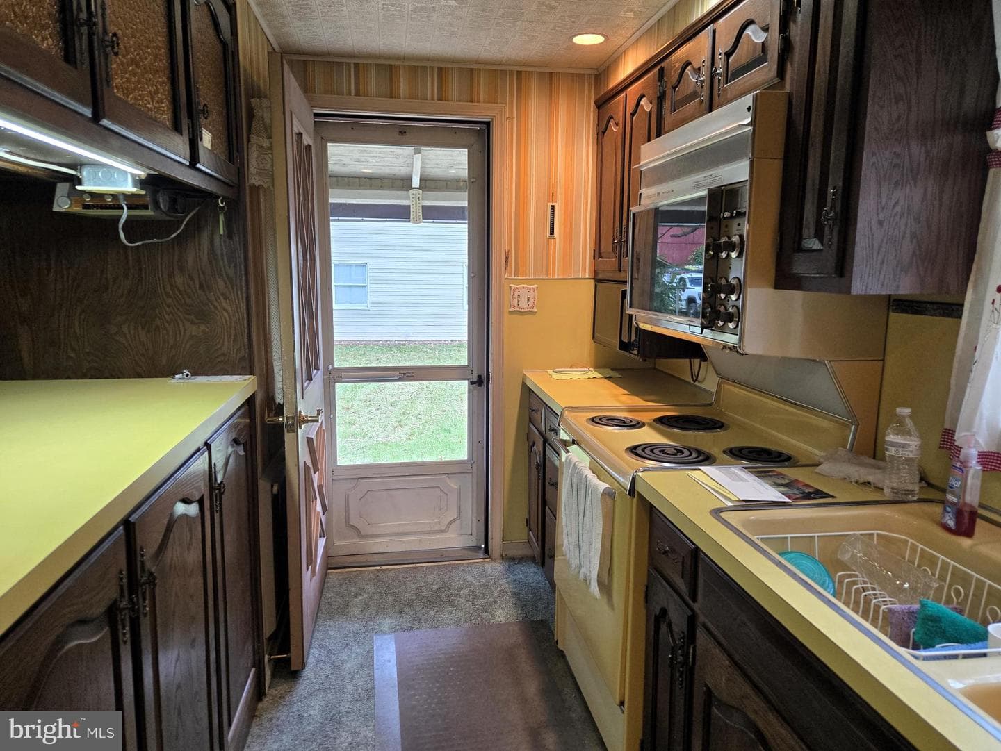 31 N Ambler Street photo 21