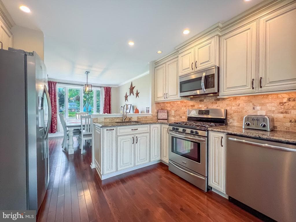 55 Mount Pleasant Drive photo 6