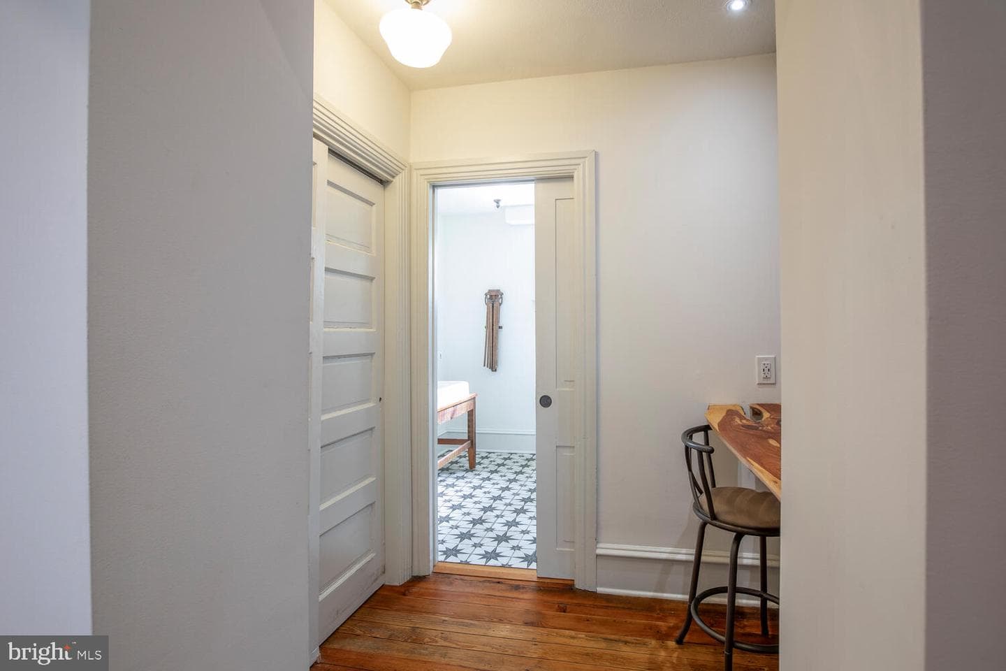 121 Cottage Street photo 18