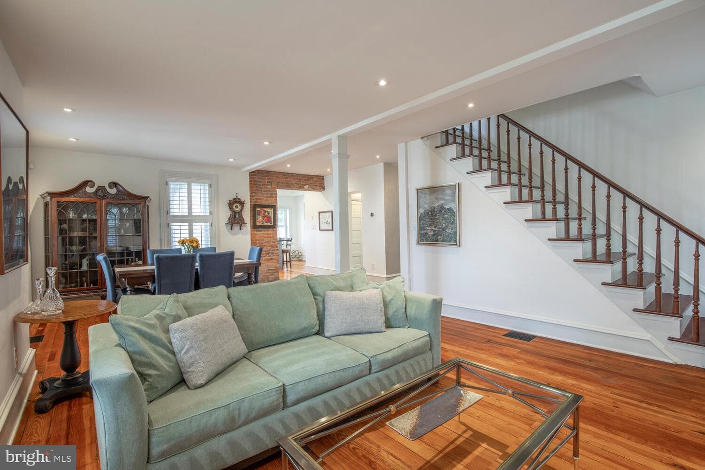 121 Cottage Street photo 22