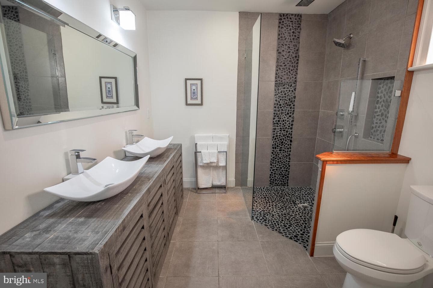 121 Cottage Street photo 26