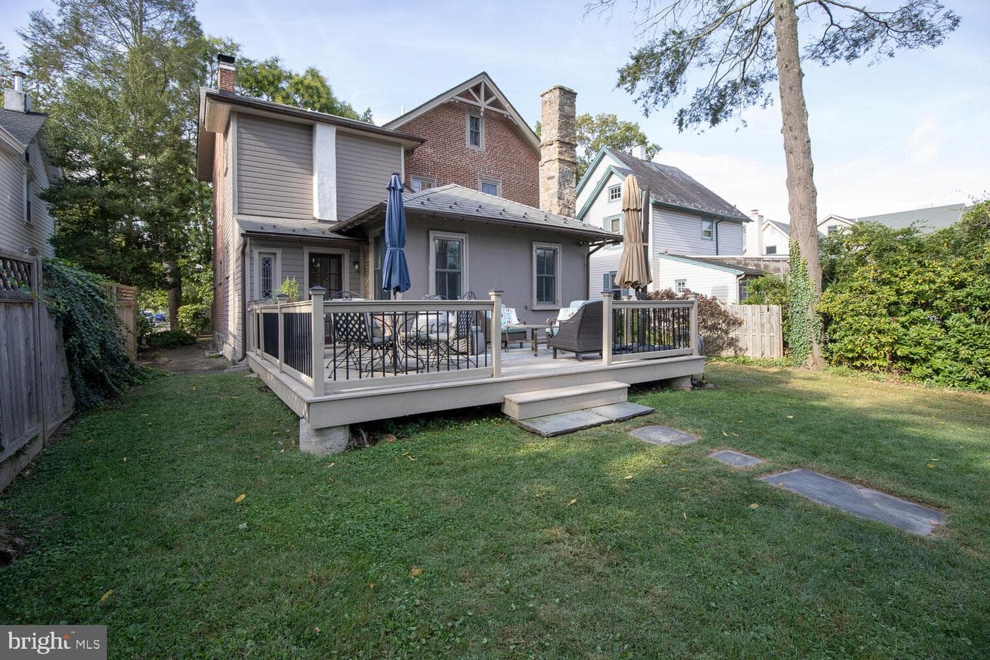 121 Cottage Street photo 43