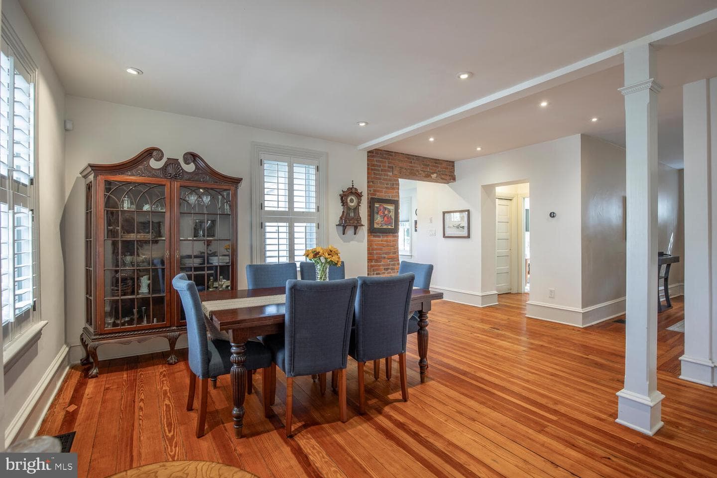 121 Cottage Street photo 5