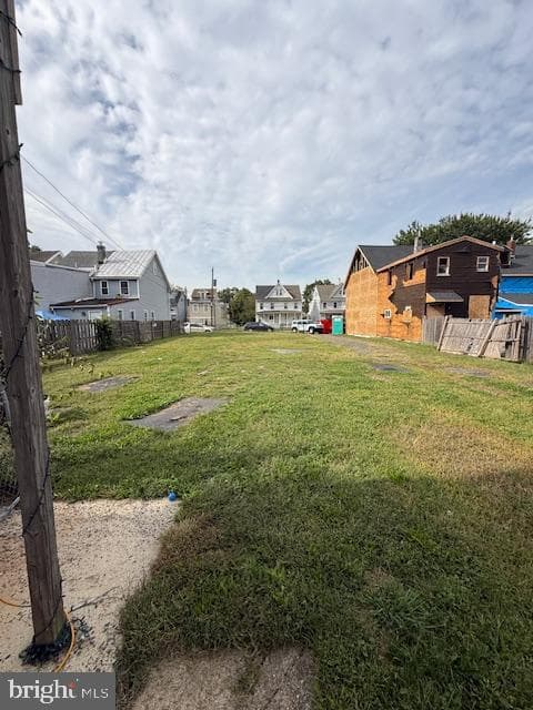 637 Spruce Street photo 2
