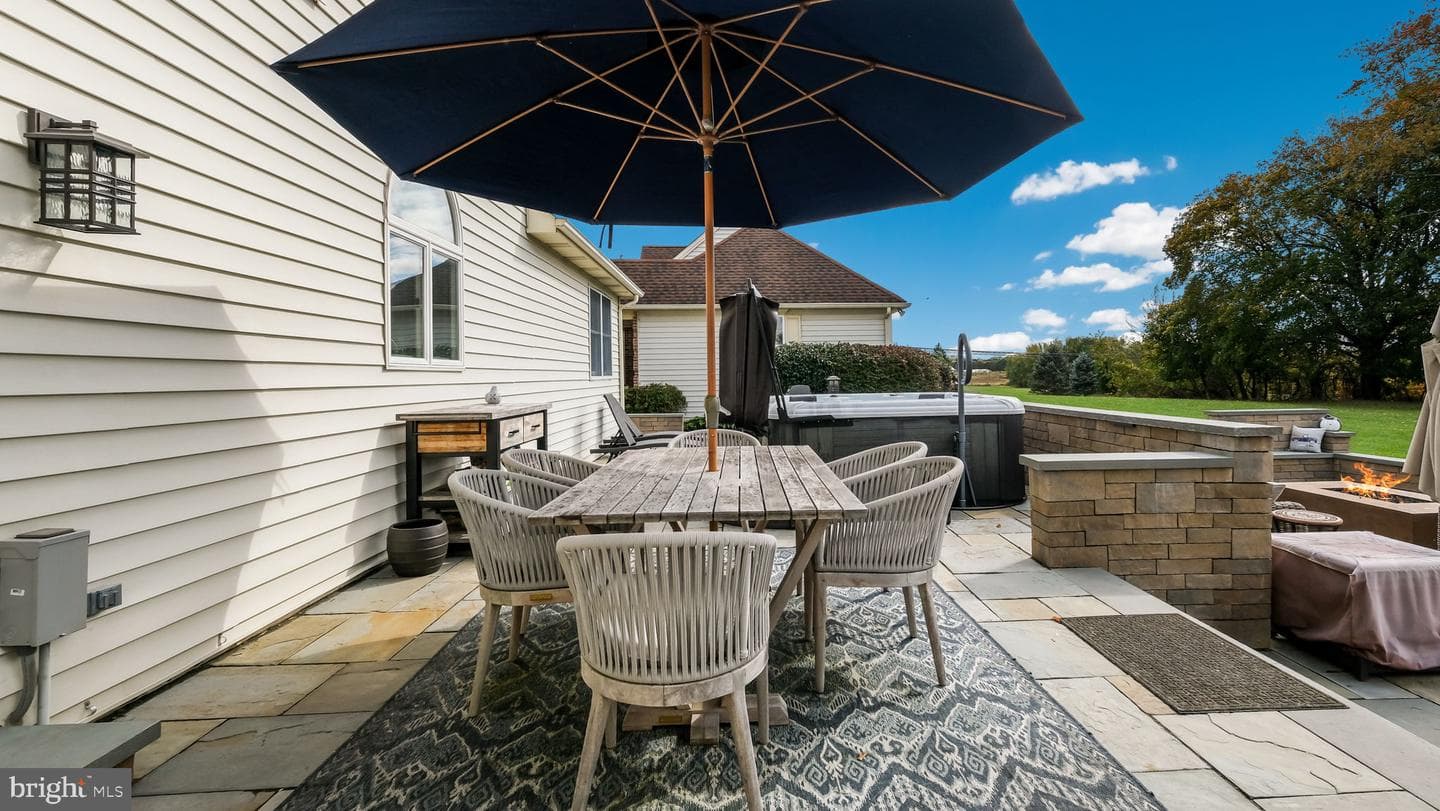 6 Breckenridge Drive photo 64