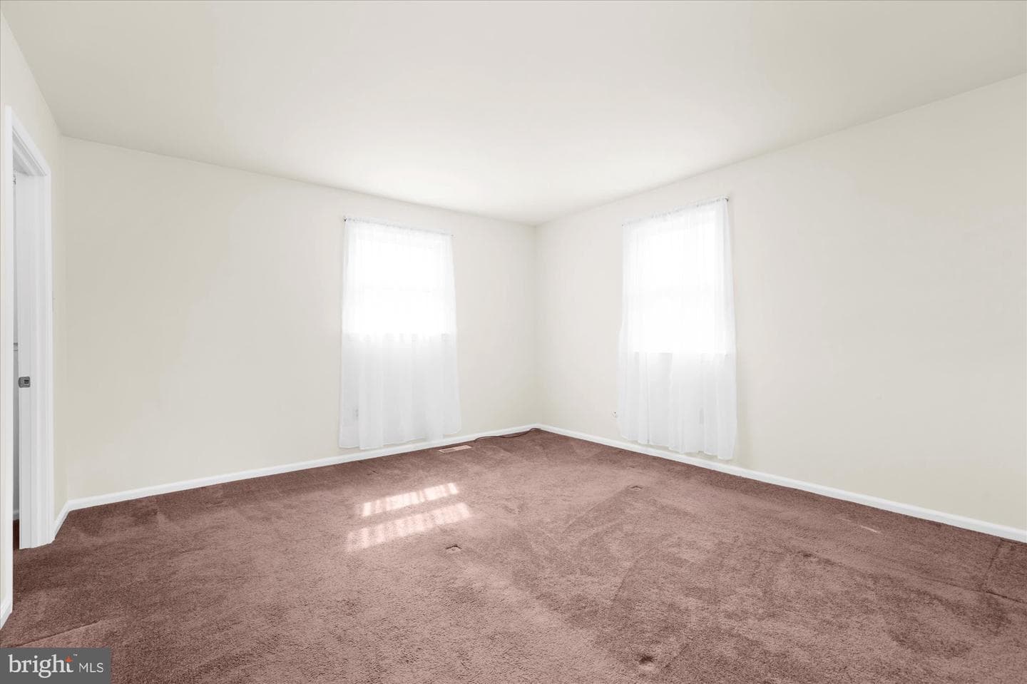 206 Yardley Court photo 12