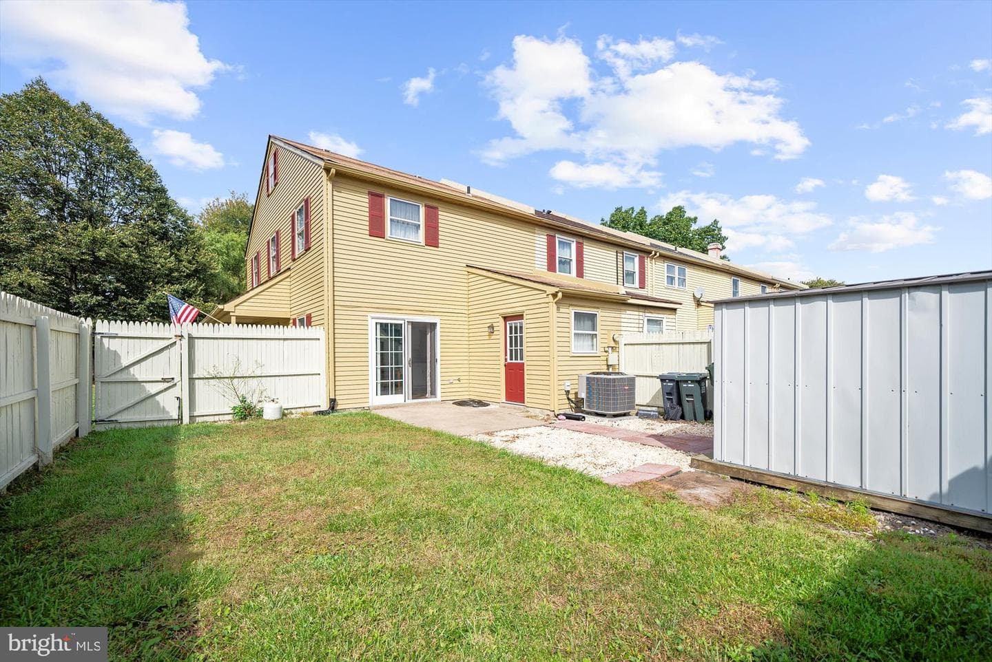 206 Yardley Court photo 23