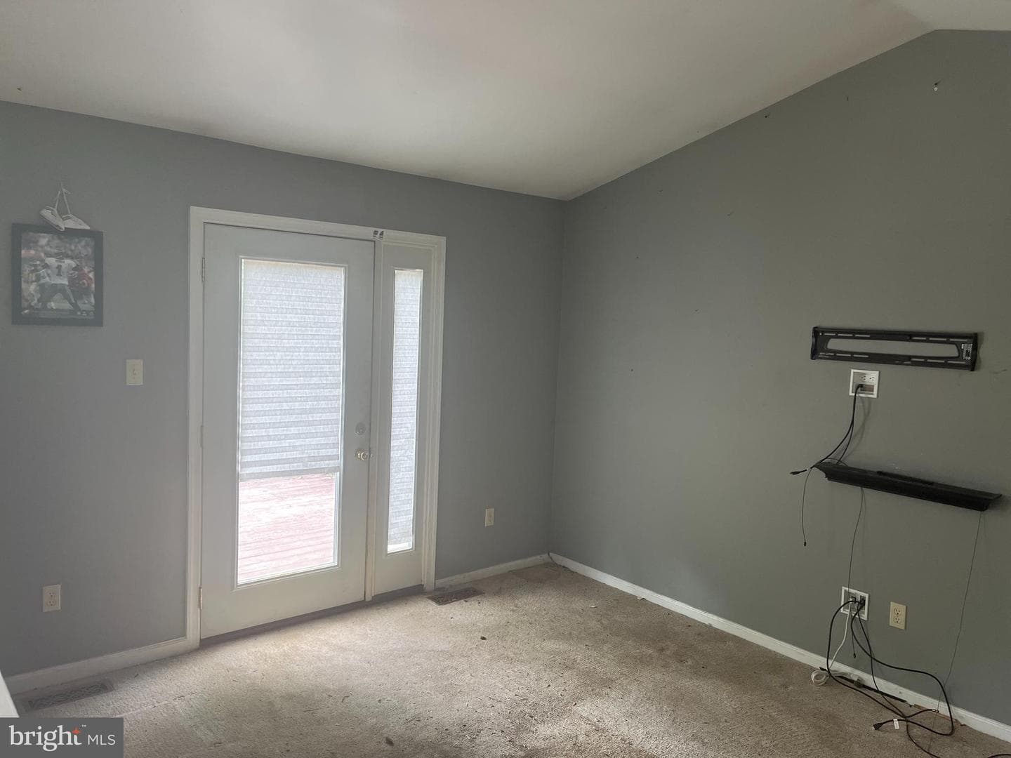 424 Dorchester Lane photo 9
