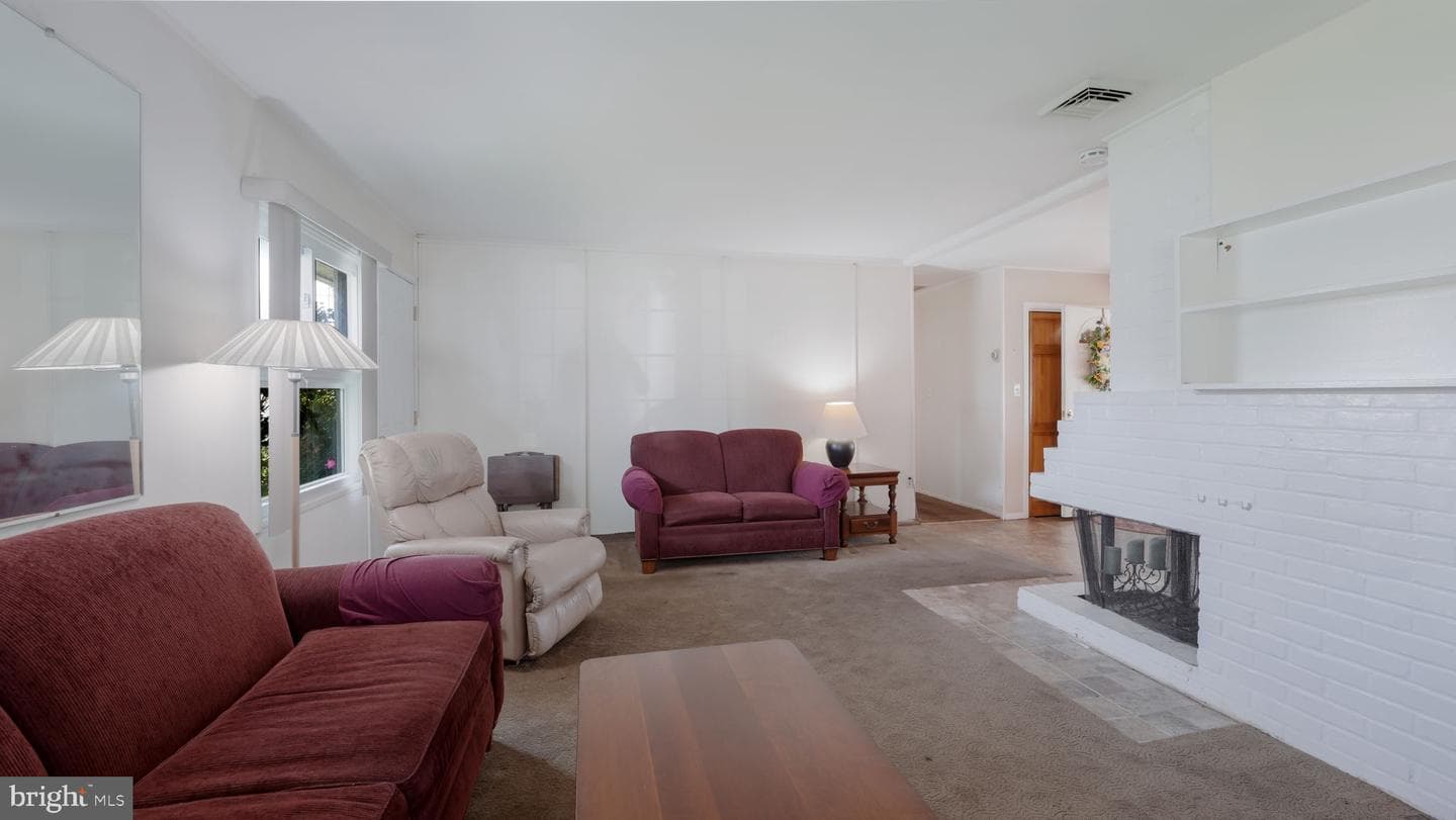10 Serpentine Lane photo 12