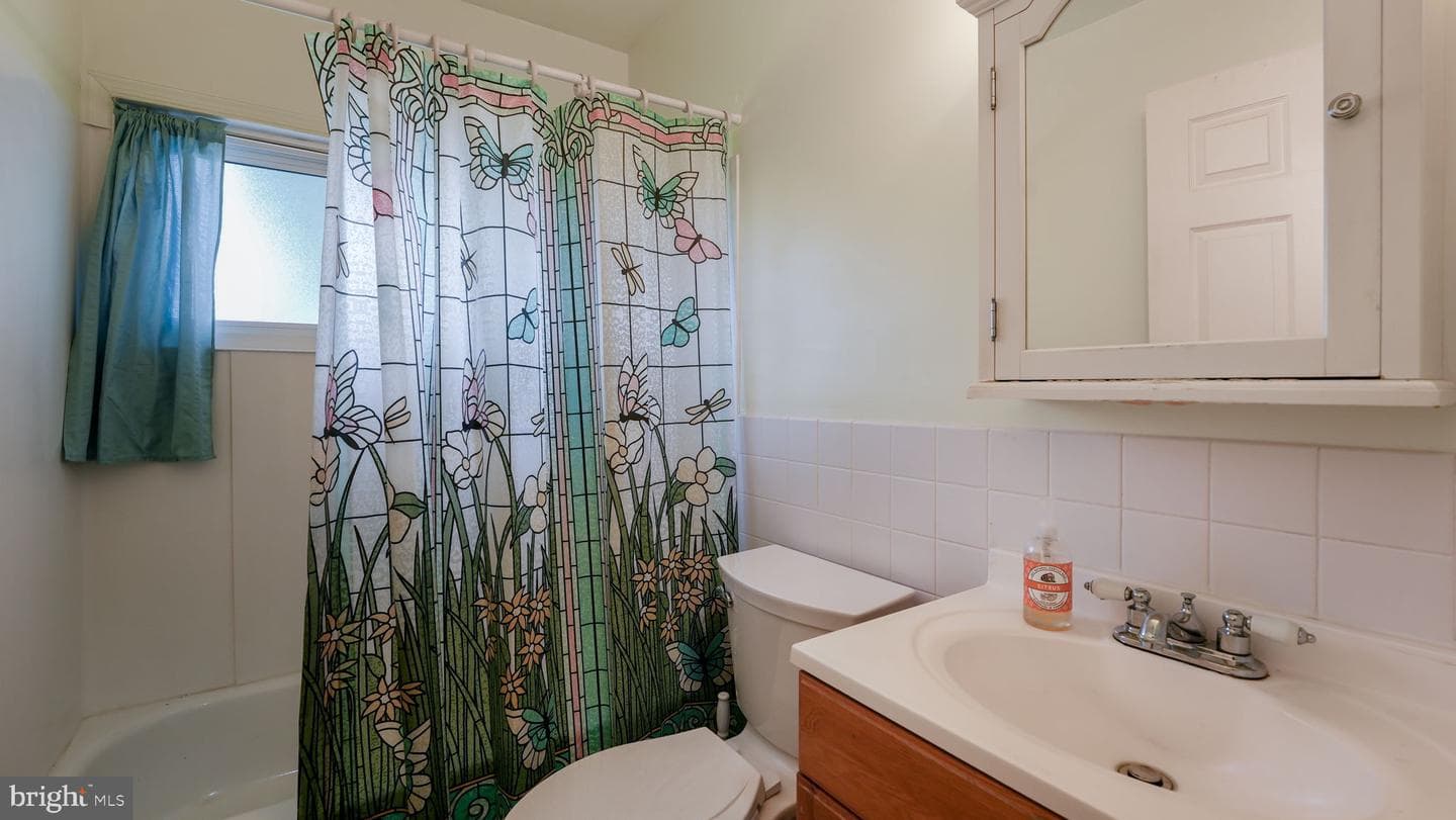 10 Serpentine Lane photo 14