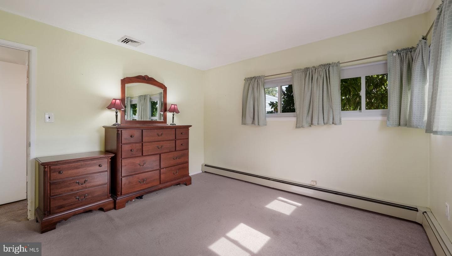 10 Serpentine Lane photo 16