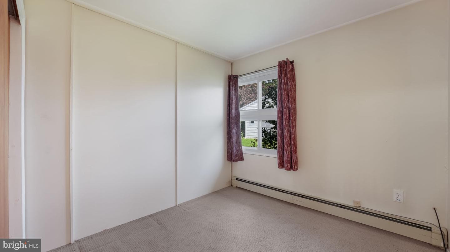 10 Serpentine Lane photo 17