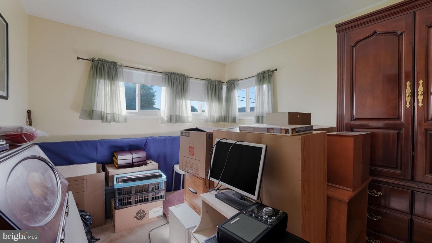 10 Serpentine Lane photo 19