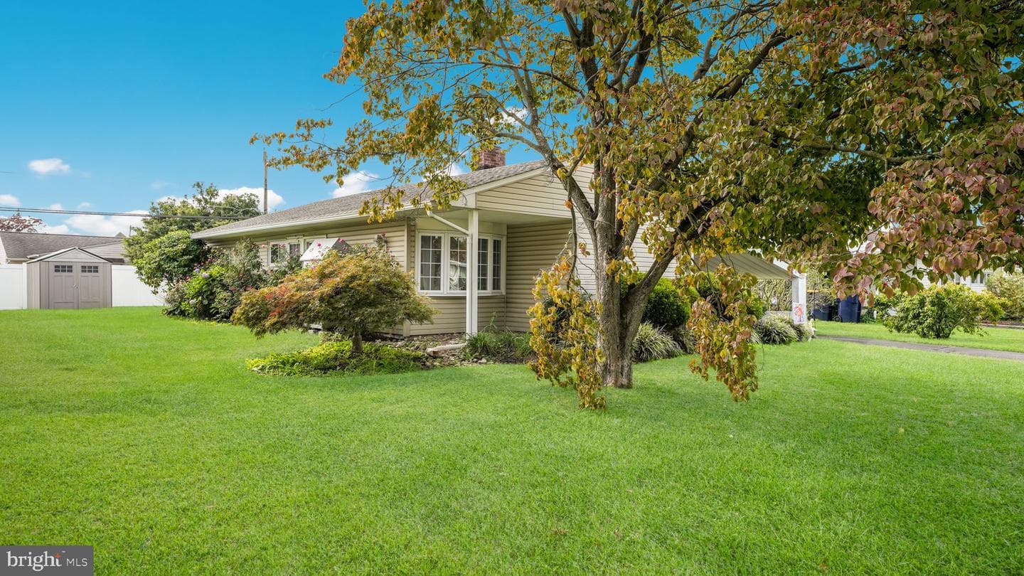 10 Serpentine Lane photo 3