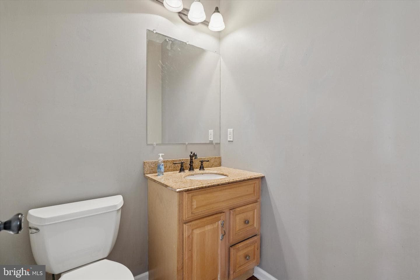 642 Rickert Road photo 18