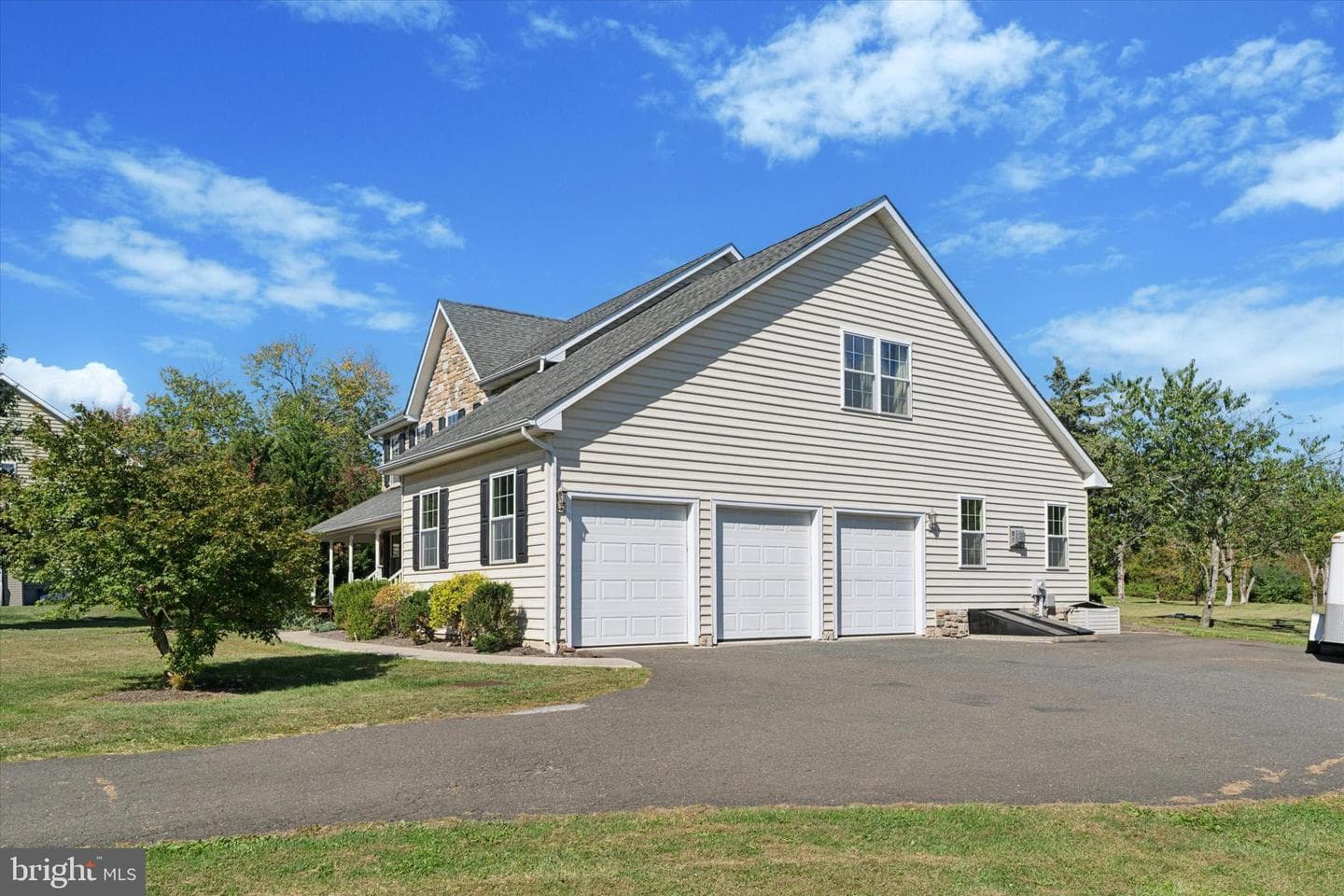 642 Rickert Road photo 3