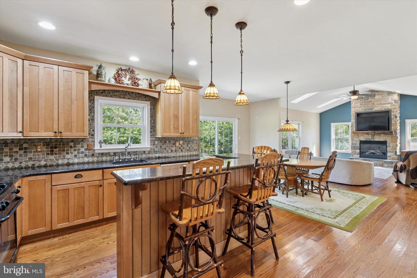 642 Rickert Road photo 8
