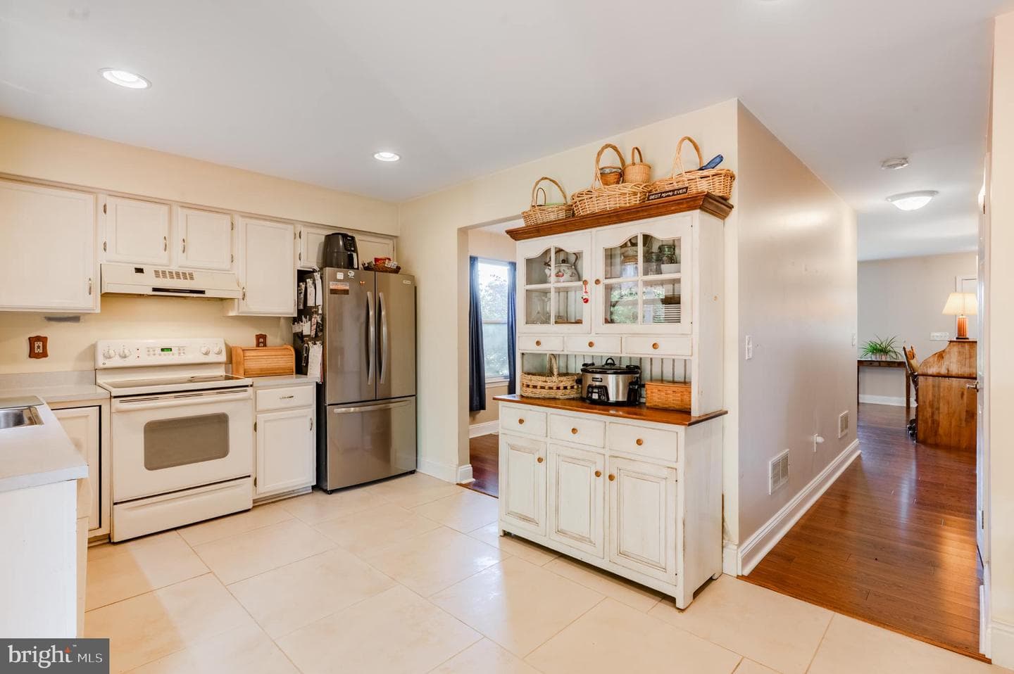 1037 Deerfield Circle photo 14