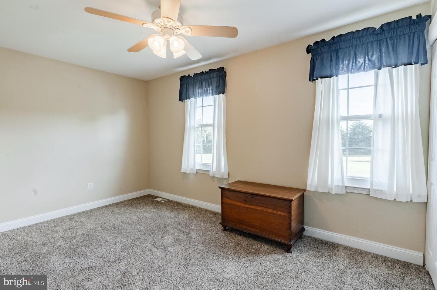 1037 Deerfield Circle photo 27