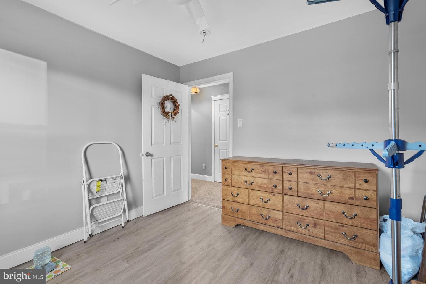 73 Graystone Lane photo 23