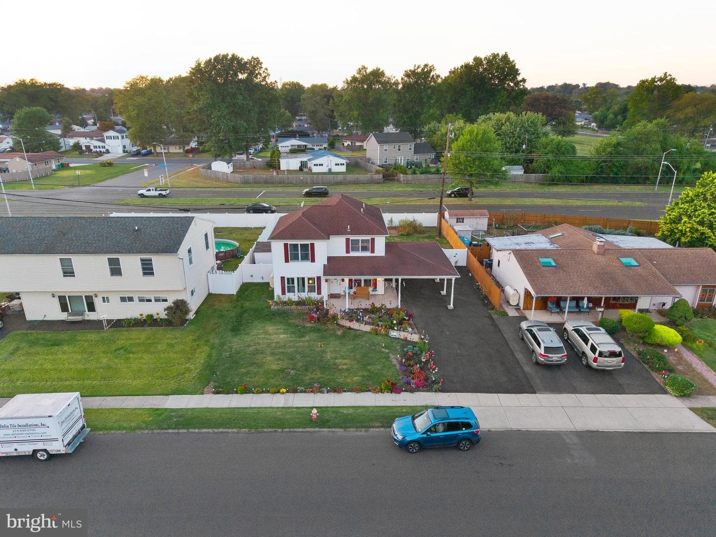 73 Graystone Lane photo 32