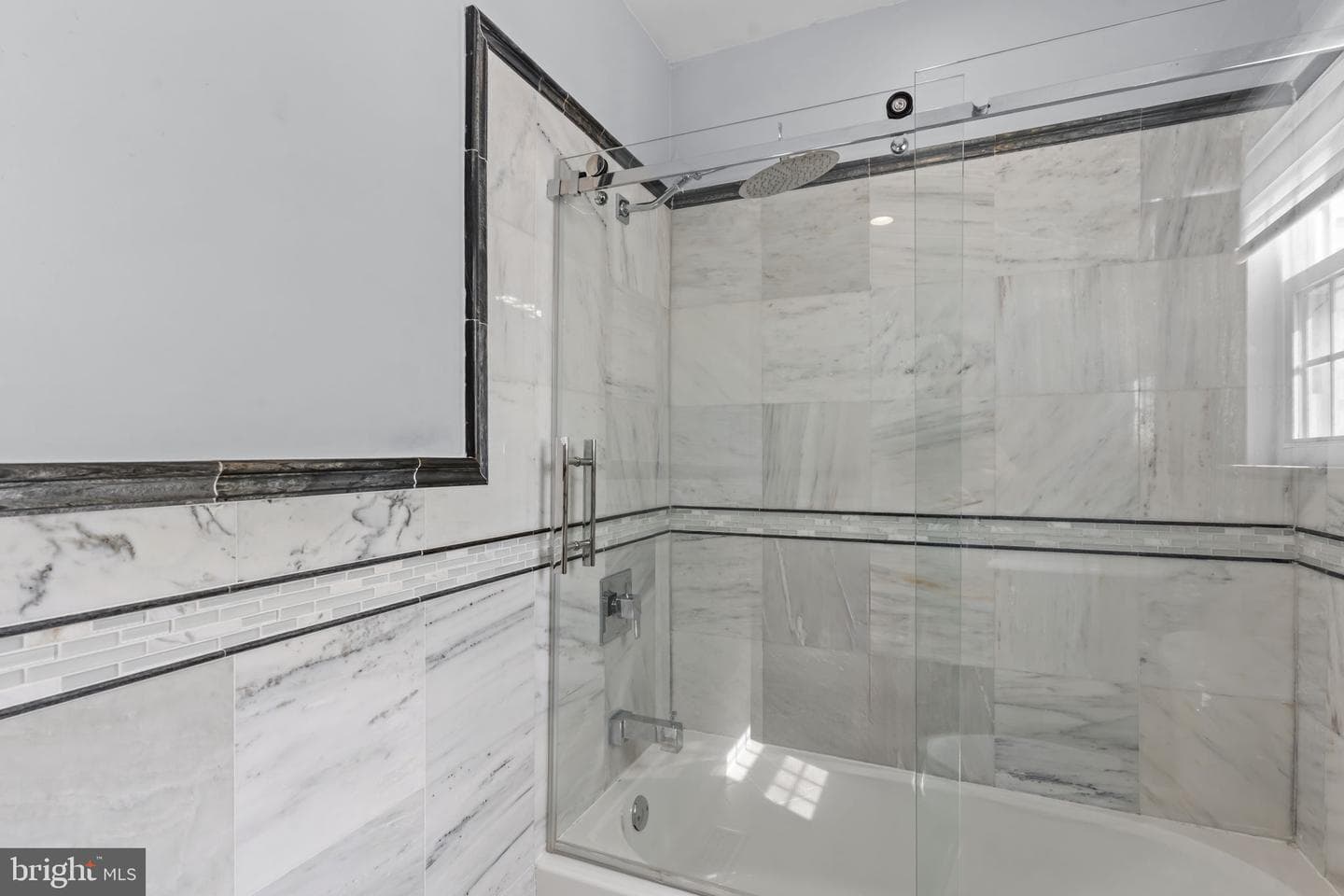15 E Park Road photo 22