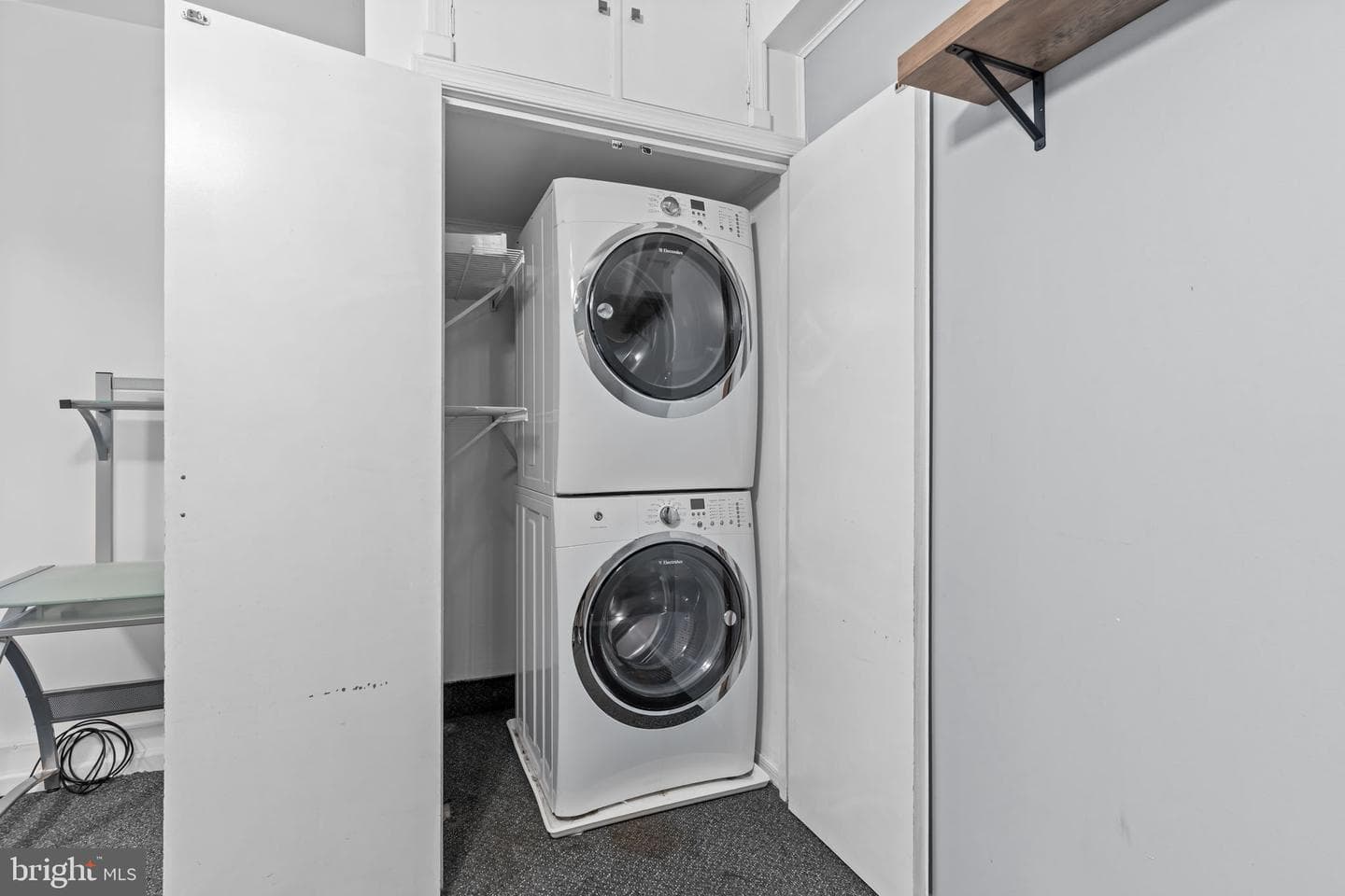 15 E Park Road photo 29