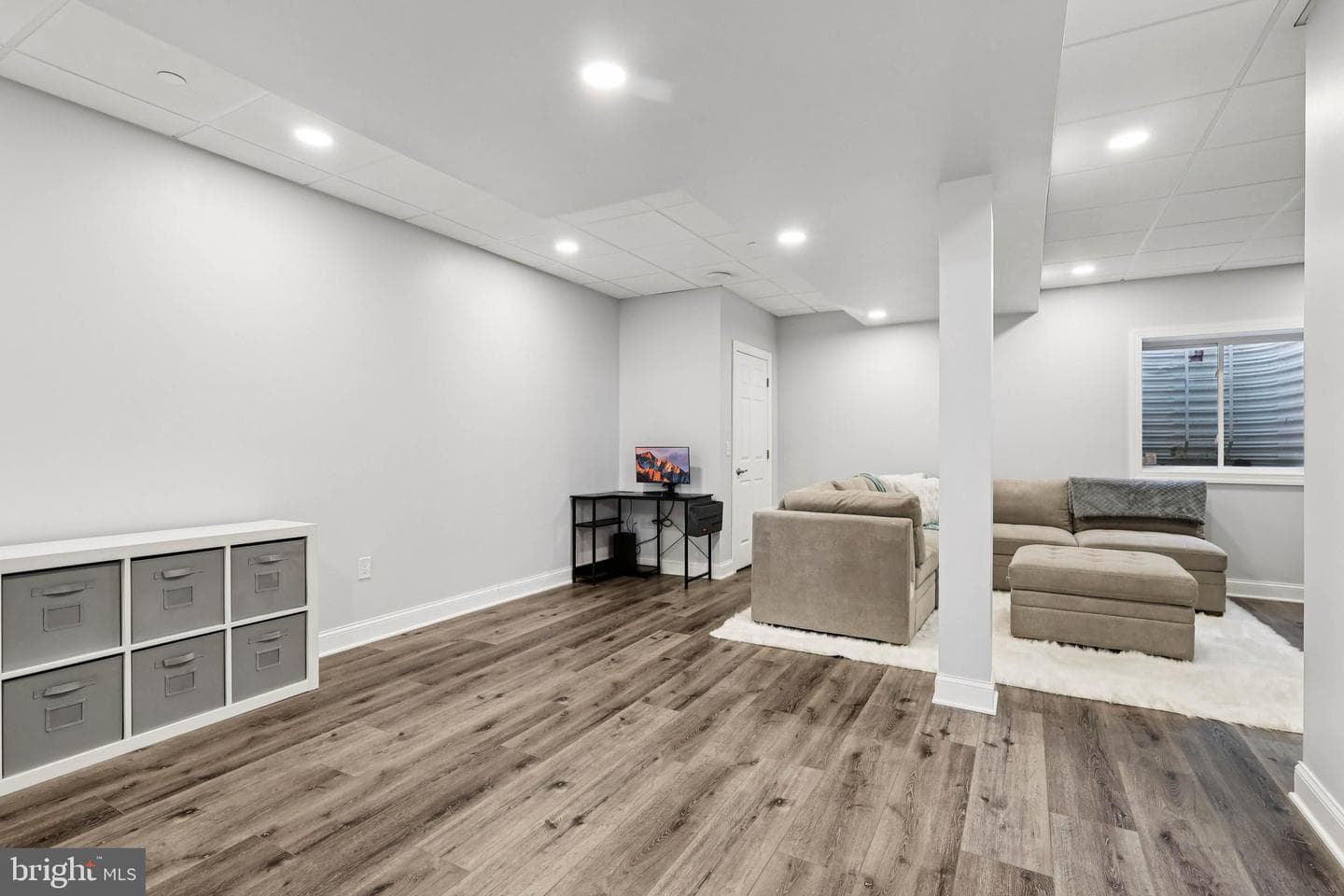 8 Lacey Lane photo 41