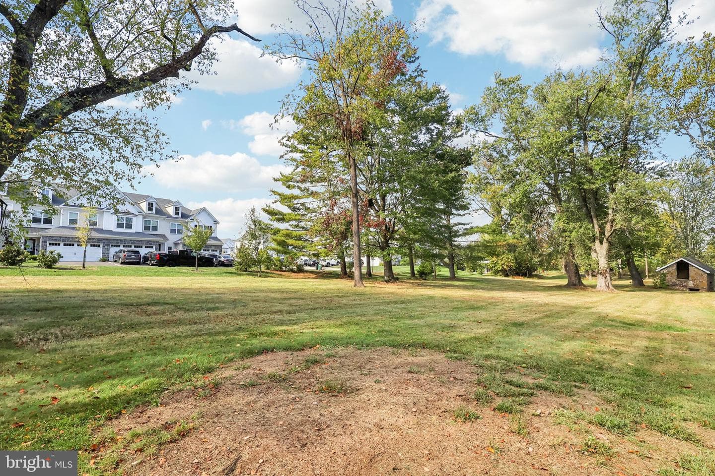 8 Lacey Lane photo 51