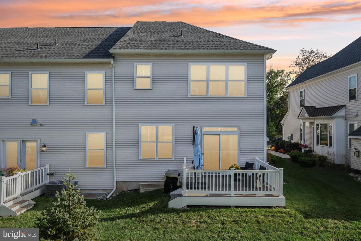 8 Lacey Lane photo 54
