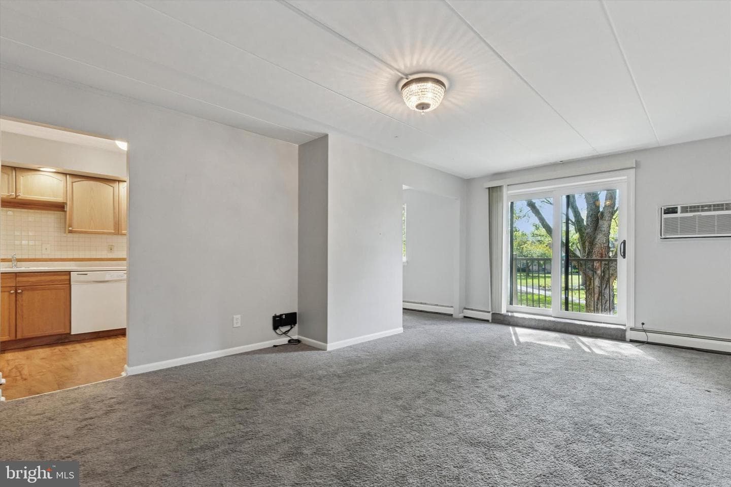 1575 W Street Road #721 photo 4
