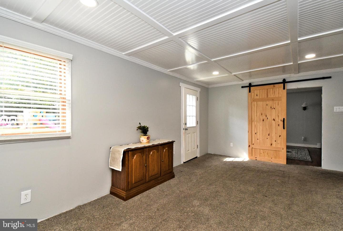 208 Suffolk Road photo 11