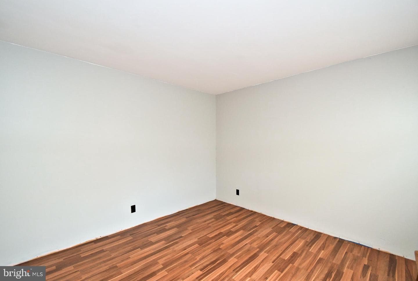 208 Suffolk Road photo 16
