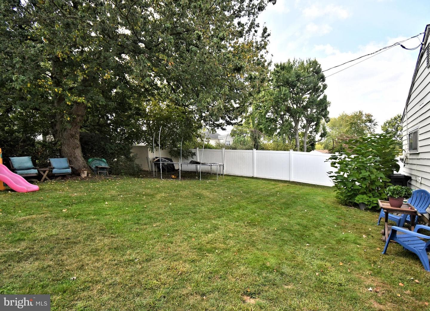 208 Suffolk Road photo 22