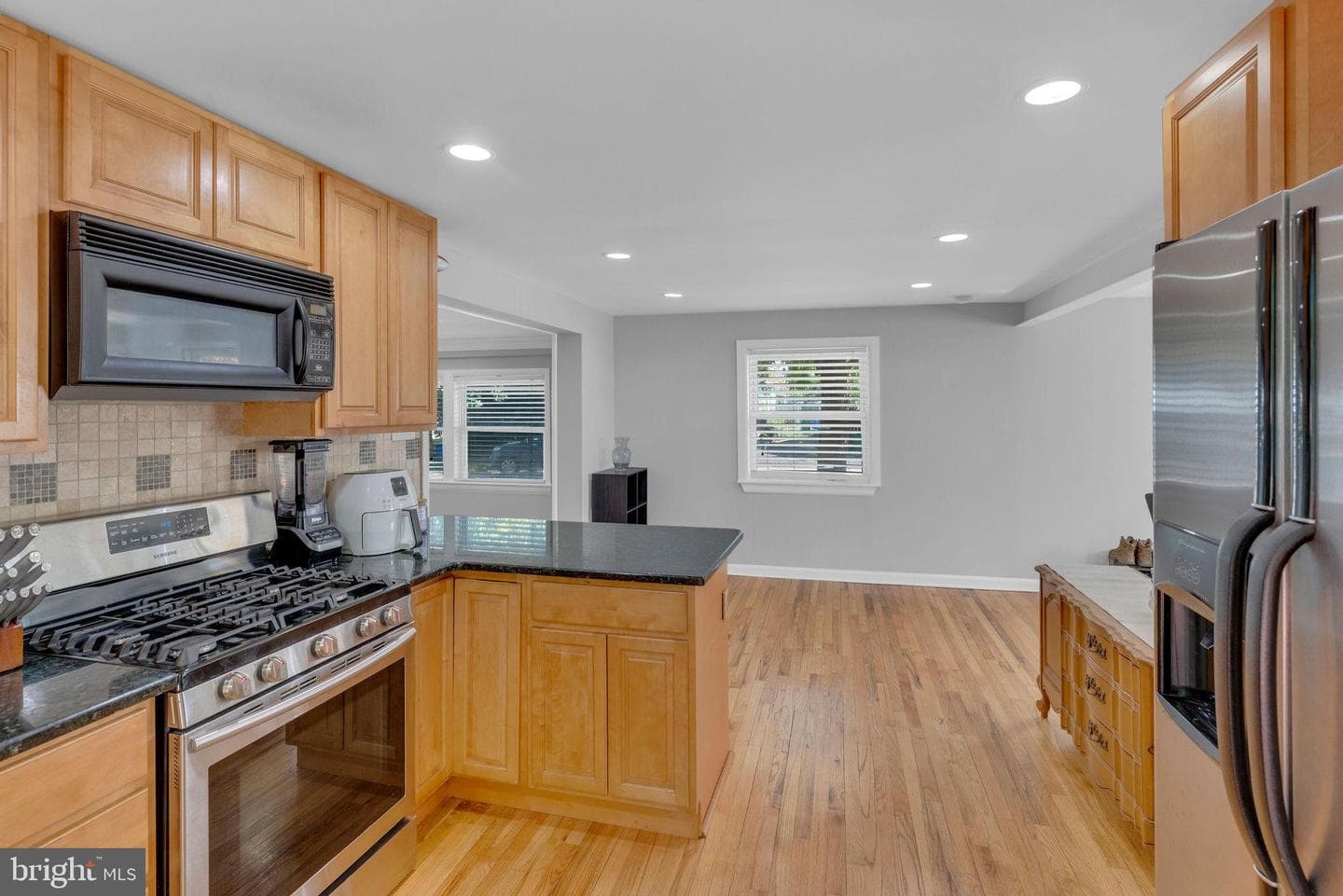 209 Clover Avenue photo 12