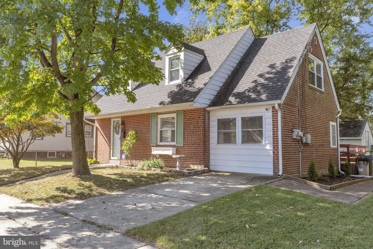 209 Clover Avenue photo 2