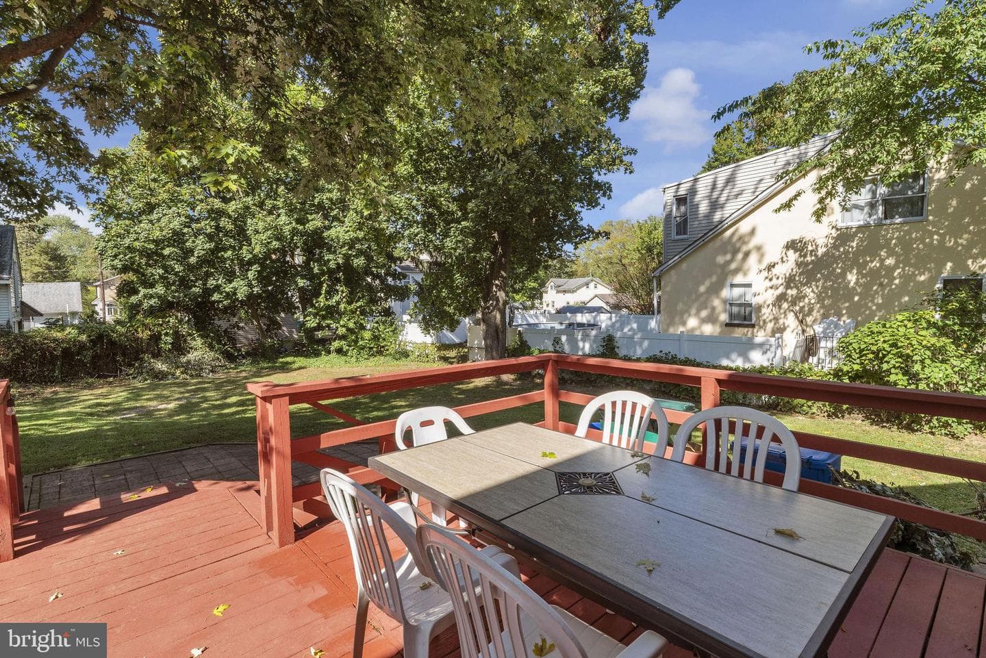 209 Clover Avenue photo 30