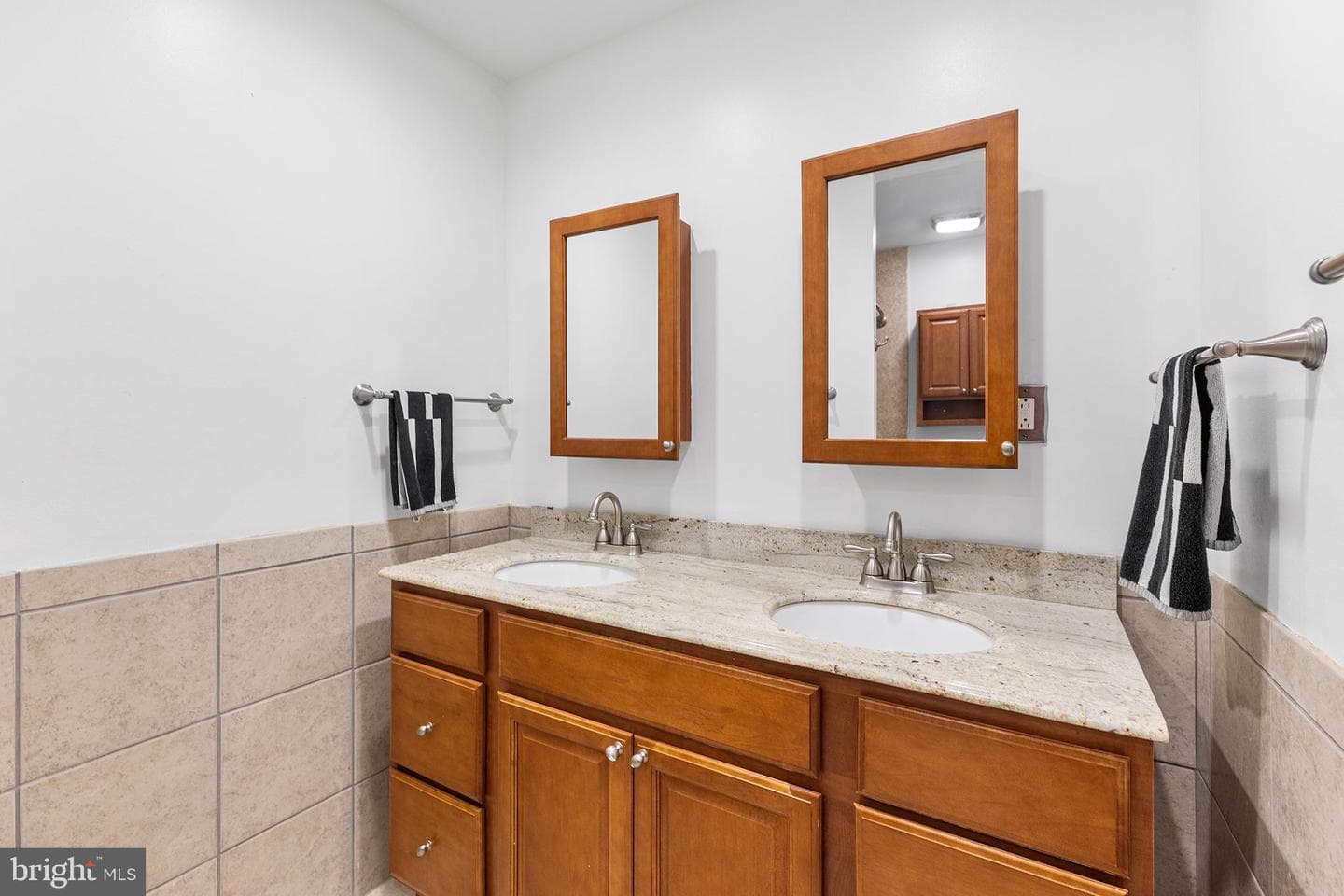 1116 School House Lane photo 23
